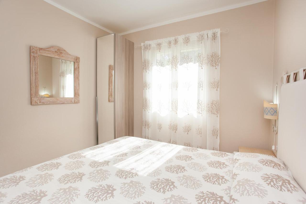 Appartamento Brezza Marina Budoni Exterior photo